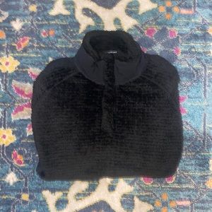 Mountain hardwear pullover